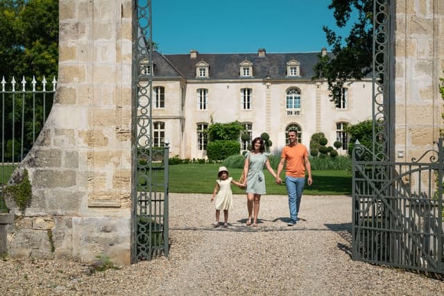 Chateau du Taillan Wine Tour