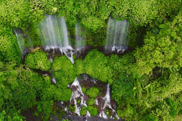 Explore Traditional Sasak Villages & Heritage