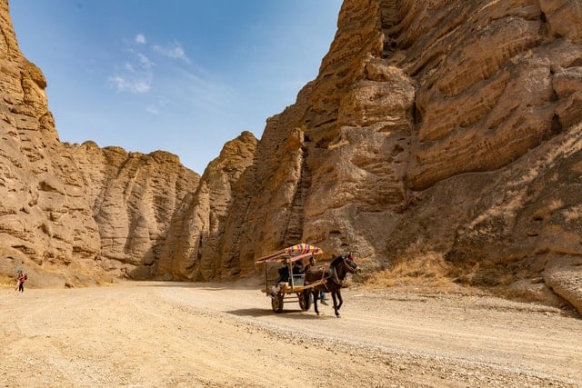 Lanzhou Stone Forest Private Tour