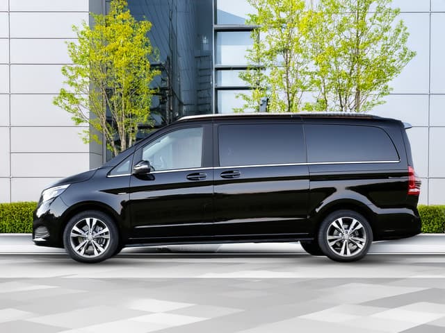 Premium Private Transfers from Bordeaux Airport