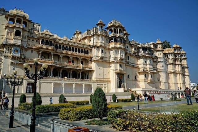 Udaipur Rajasthan Tour: Lakes, Palaces & Mewar Magic