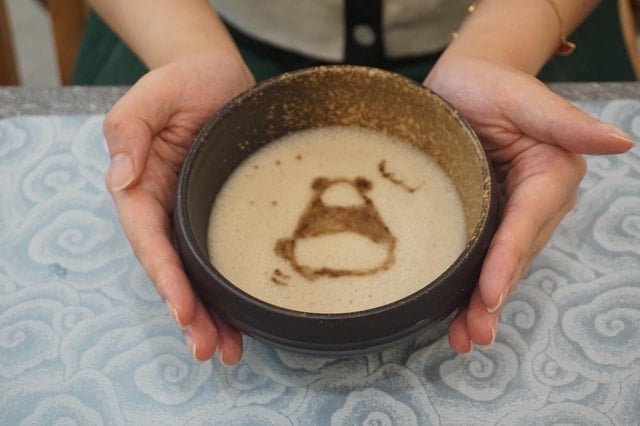 Chinese Tea Ceremony in Shanghai