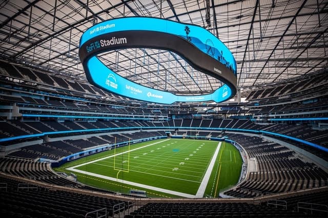 SoFi Stadium Tours: LA Sports & Architecture
