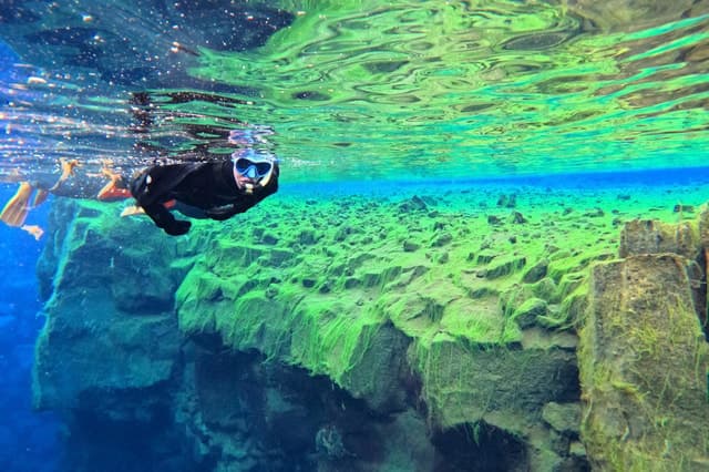 Silfra Snorkeling in Snaefellsnes Peninsula Guide