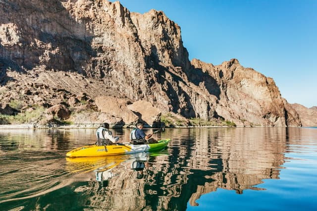 Emerald Cave Kayak Tour