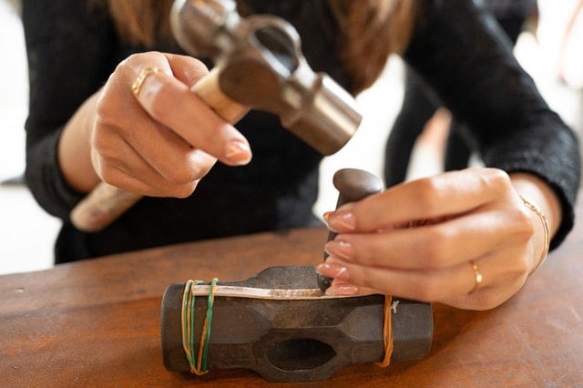 Kuta Silver Jewelry Making