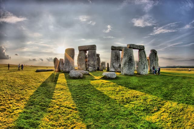 Stonehenge & Bath City Tour