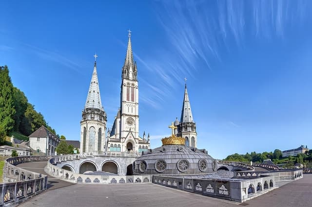 Lourdes Sanctuary Tour