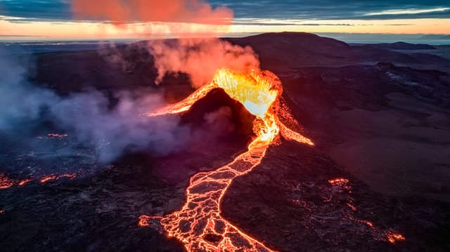 Unforgettable Reykjanes Peninsula Adventures from Reykjavik