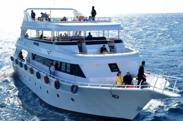 White Island in Al Hamra Tours & Travel Guide