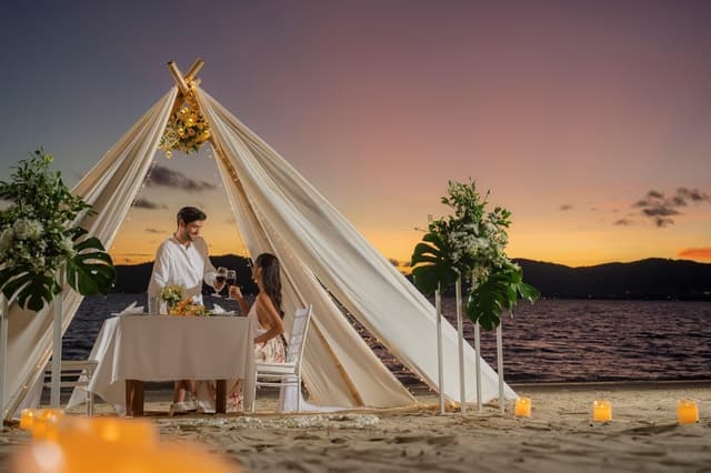 Best Phuket Beach Dining Tours & Guides