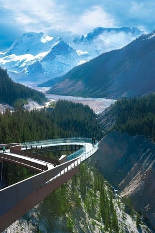 Columbia Icefield Tour - Banff