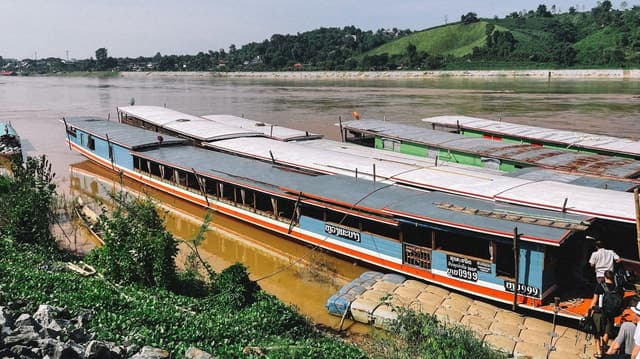 Mekong Slow Boat from Chiang Rai to Luang Prabang