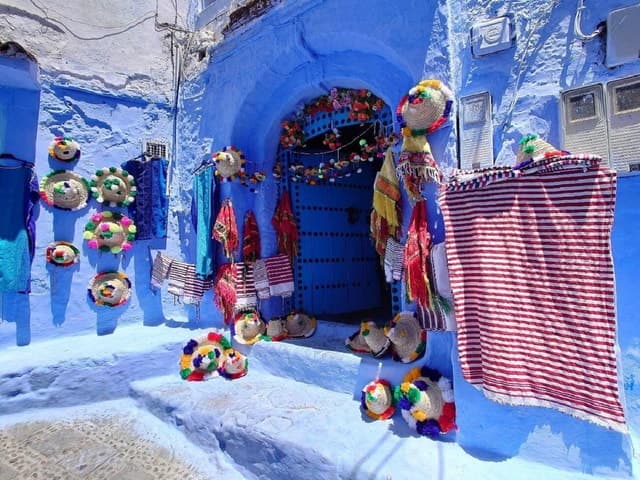 Luxury Private Transfers: Tangier to Fes Travel Made Easy