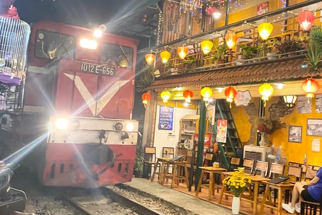Unforgettable Hanoi Train Street: A Must-Do Local Experience