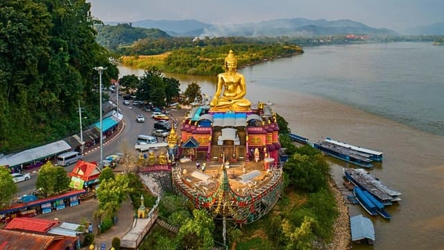 Ultimate Chiang Rai Temples & Golden Triangle Day Trip