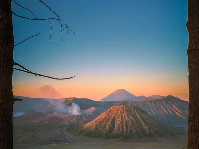 Mount Bromo & Ijen Tour