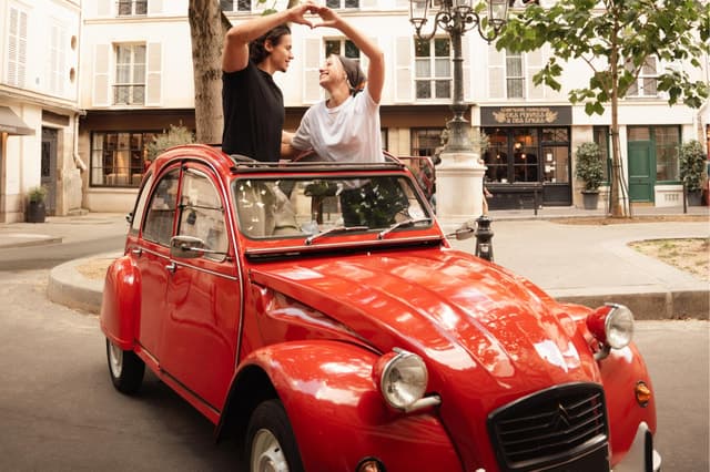 Paris 2CV Tour