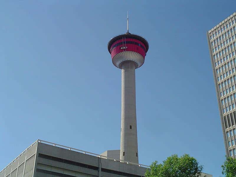 Experience Calgary: Where City Vibes Meet Mountain Magic