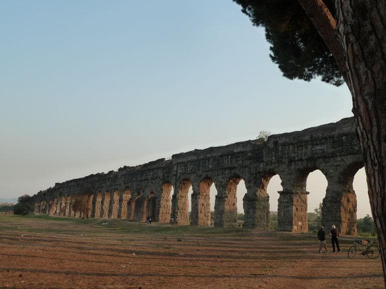 Aqueduct Park (Parco degli Acquedotti)