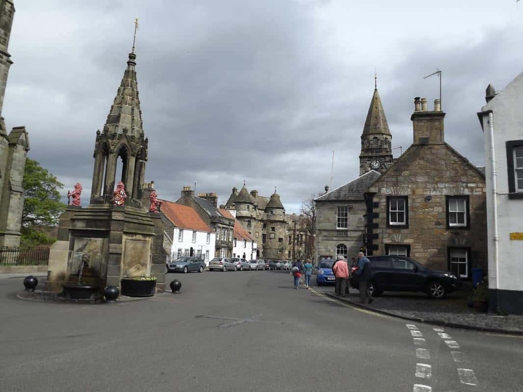 Explore Iconic Landmarks & Hidden Gems in the UK