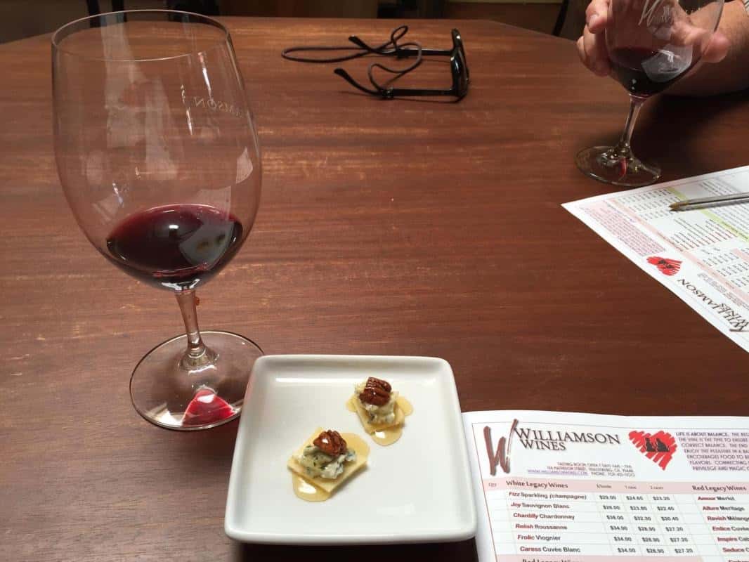 Healdsburg Travel Guide: Wine, Dining & Luxury Escapes