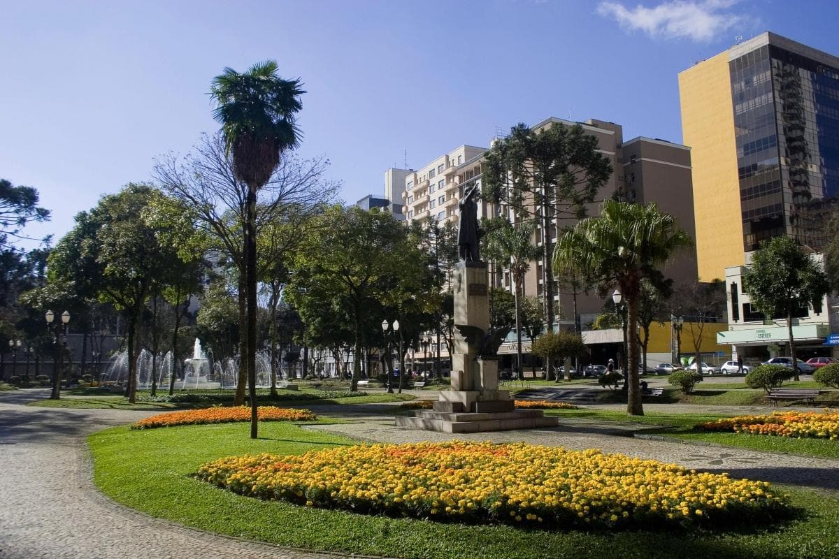 Santos Andrade Square (Praça Santos Andrade)
