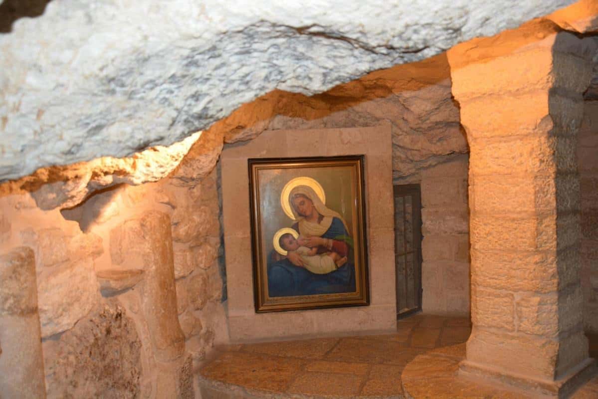 Explore West Bank: Timeless History & Cultural Gems
