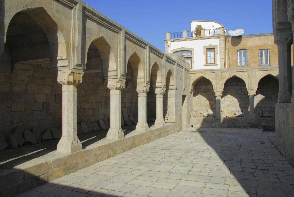 Palace of the Shirvanshahs (Şirvanşahlar Sarayi Kompleksi)