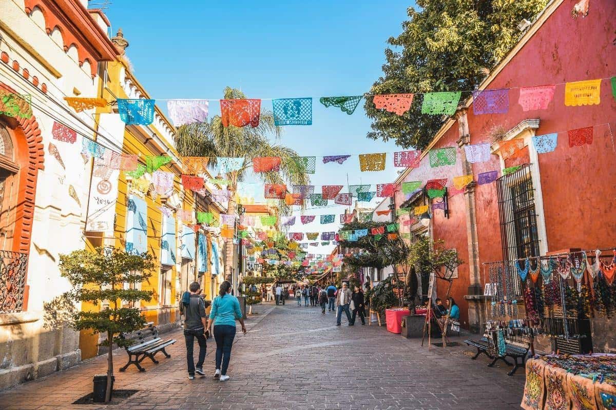 Guadalajara Travel: Culture, Tequila & Mariachi Tours