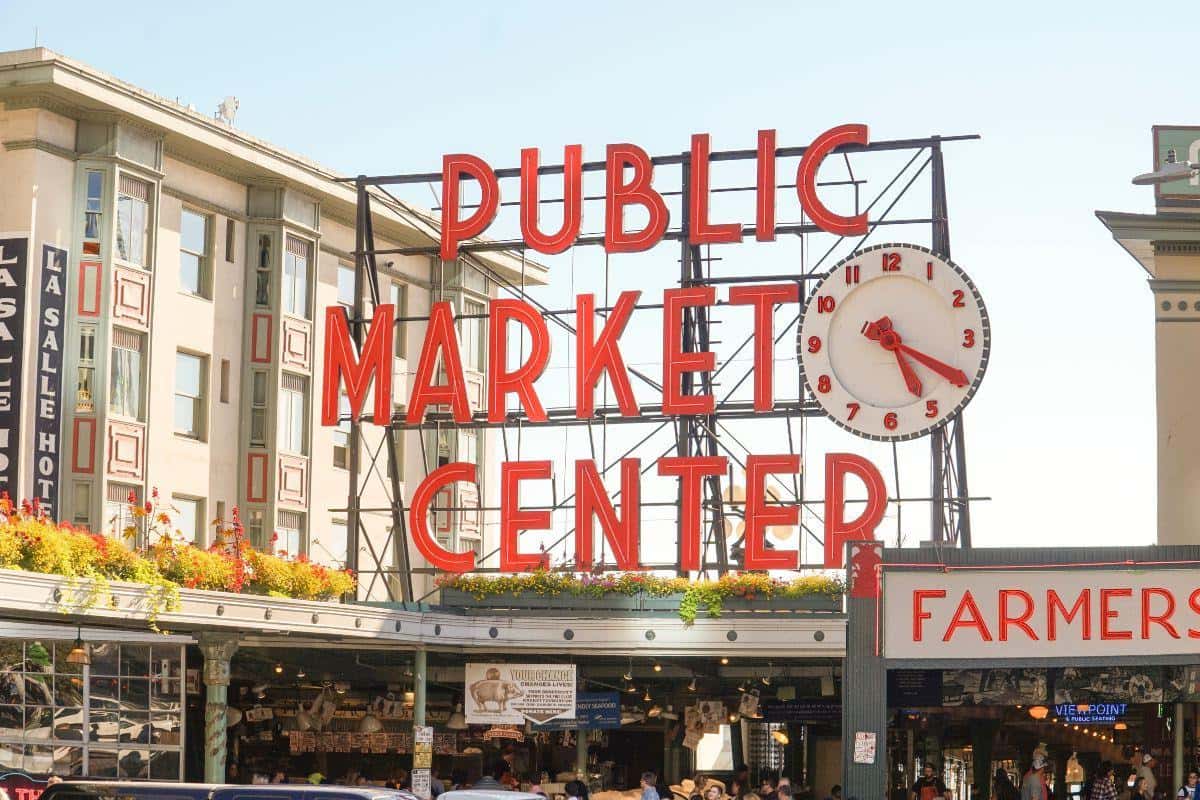 Seattle Travel Guide: Top Attractions & Local Experiences