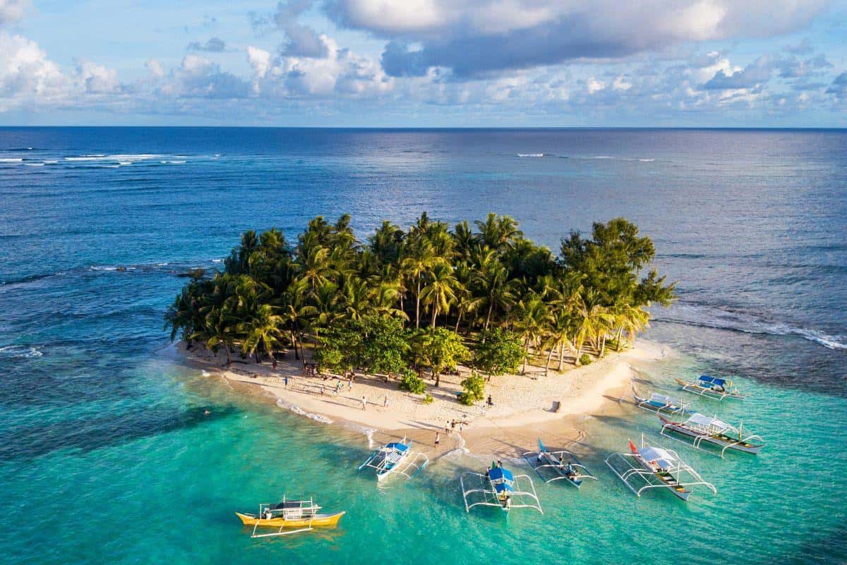 Siargao Island: The Ultimate Surfing & Tropical Paradise
