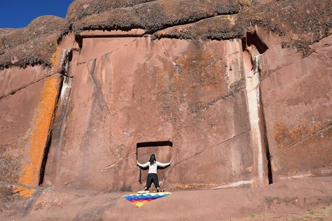Aramu Muru Portal Tour: Puno's Sacred Inca Gateway
