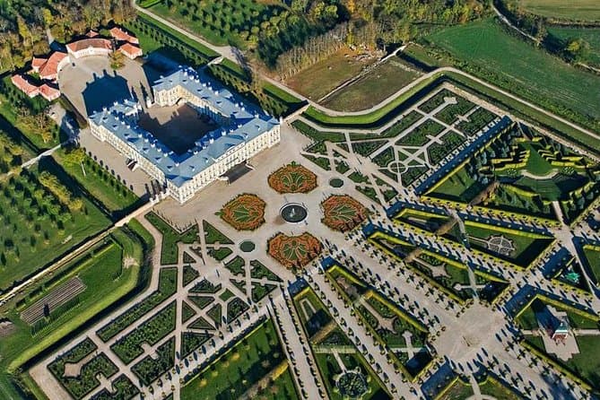 Best Rundale Palace Tours from Riga