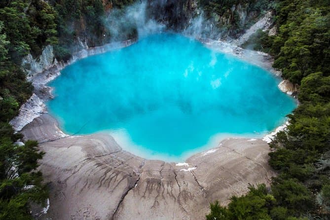 Waimangu Volcanic Valley: Rotorua's Ultimate Geothermal Tour