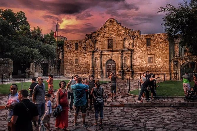 San Antonio Ghost Tour: Paranormal & Historic Walking Tours