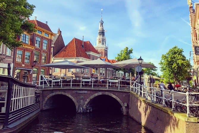 Explore Historic Wonders: Alkmaar Guided Walking Tours