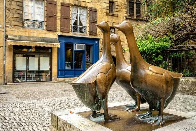 Explore Sarlat Walking Tour