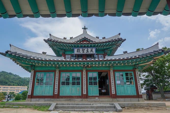 Best Ganghwa Island Day Trip from Seoul: History & Nature