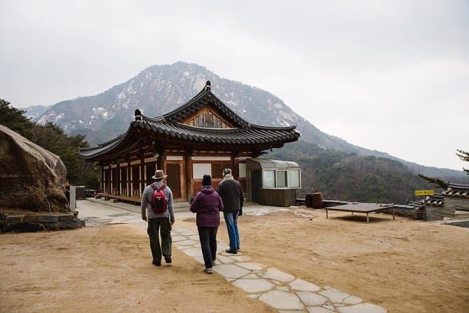 Explore Ancient Heritage on the Seoul City Wall Trek