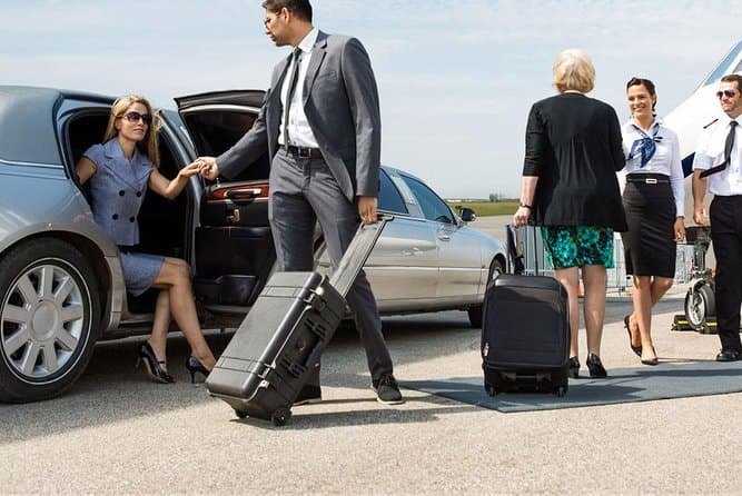 Seamless Private Transfers: Granada to Seville in Style