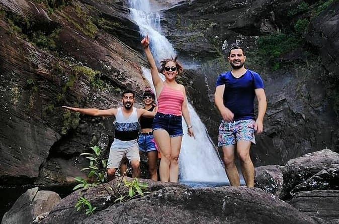Adam's Peak Nallathanniya Sunrise Hike Guide