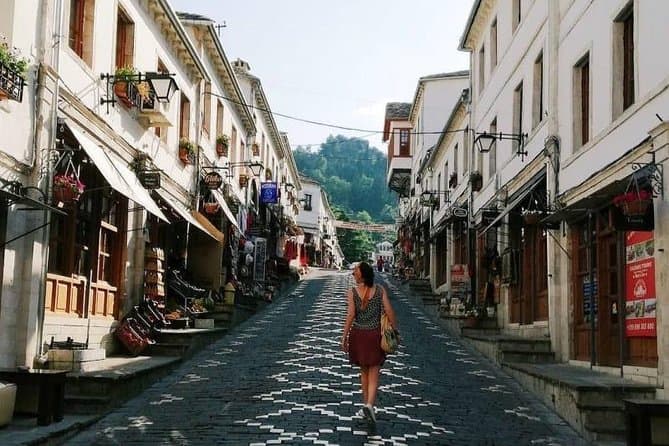 Gjirokastra City Tour