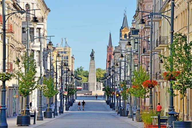 Luxury Private Day Trip: Warsaw to Toruń Medieval Tour