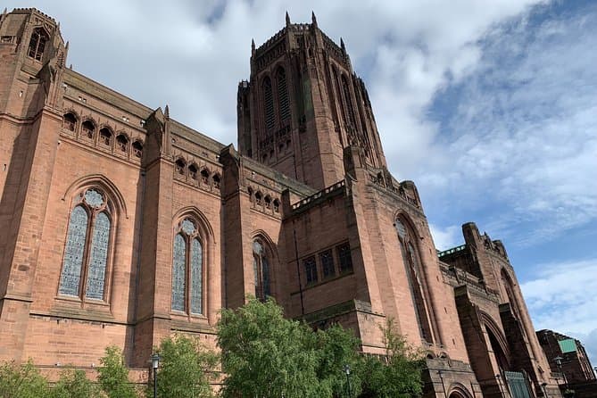 Exclusive Private Tours: Discover Liverpool Like a Local