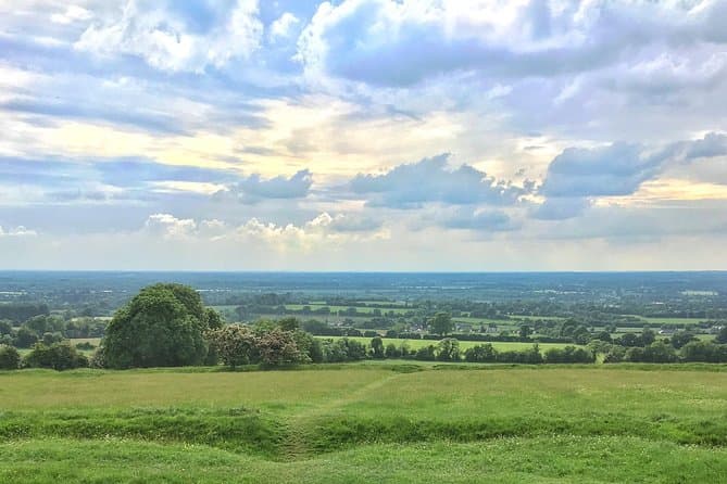 Newgrange & Hill of Tara Tour