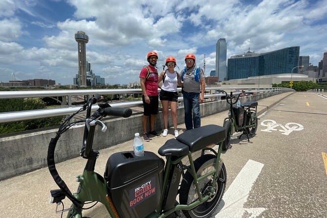 Explore Dallas: Premium Electric Bike Rentals & Tours
