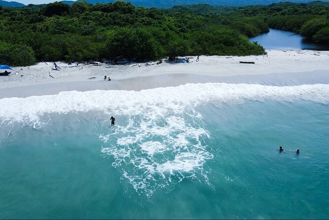 La Lancha Surf Lesson