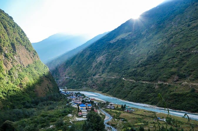 Compare Top Manaslu Circuit Trek Tours