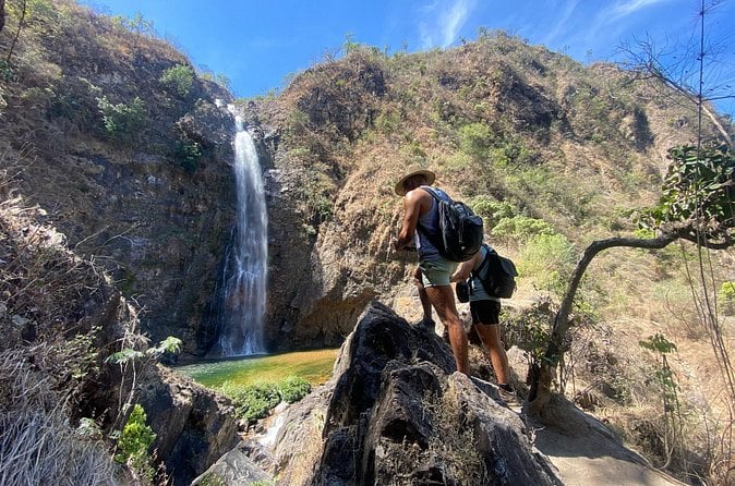 Quimixto Waterfall Hike